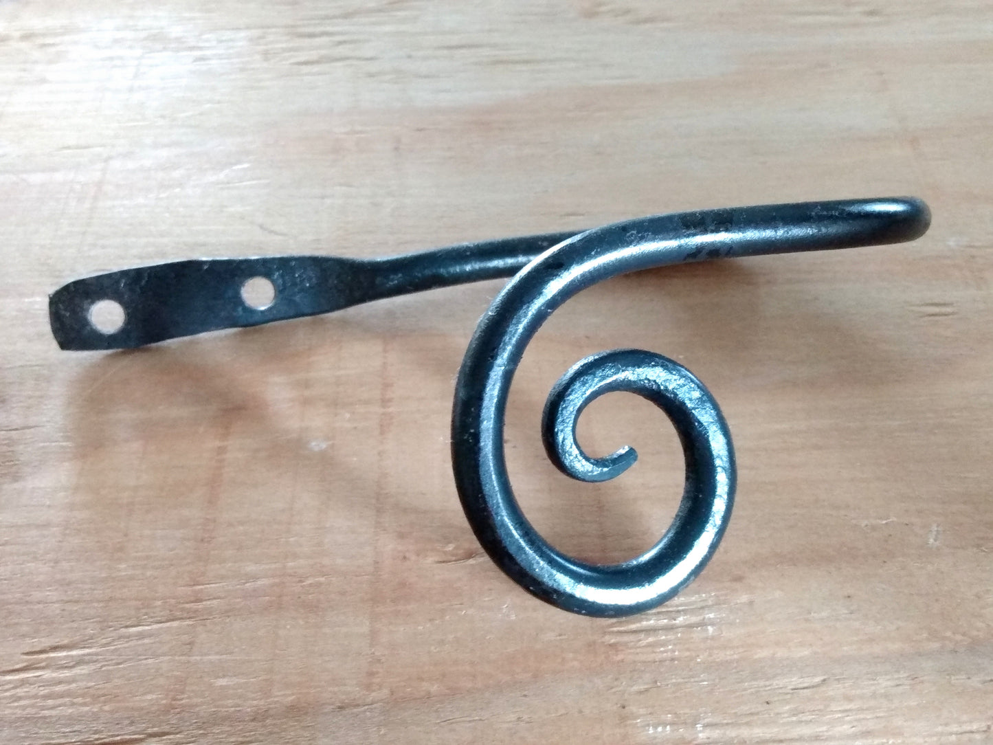 Scroll Design Curtain Tie-back (Set of 2)