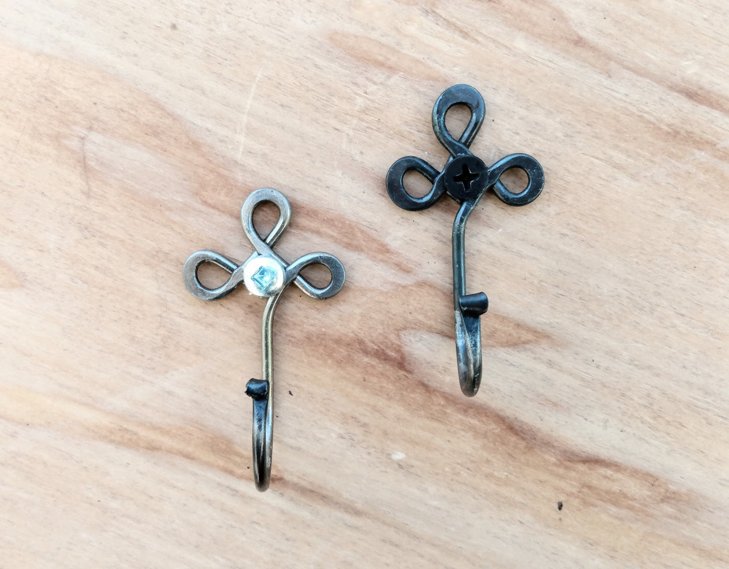 Small Clover Key Hooks (Set of 5)