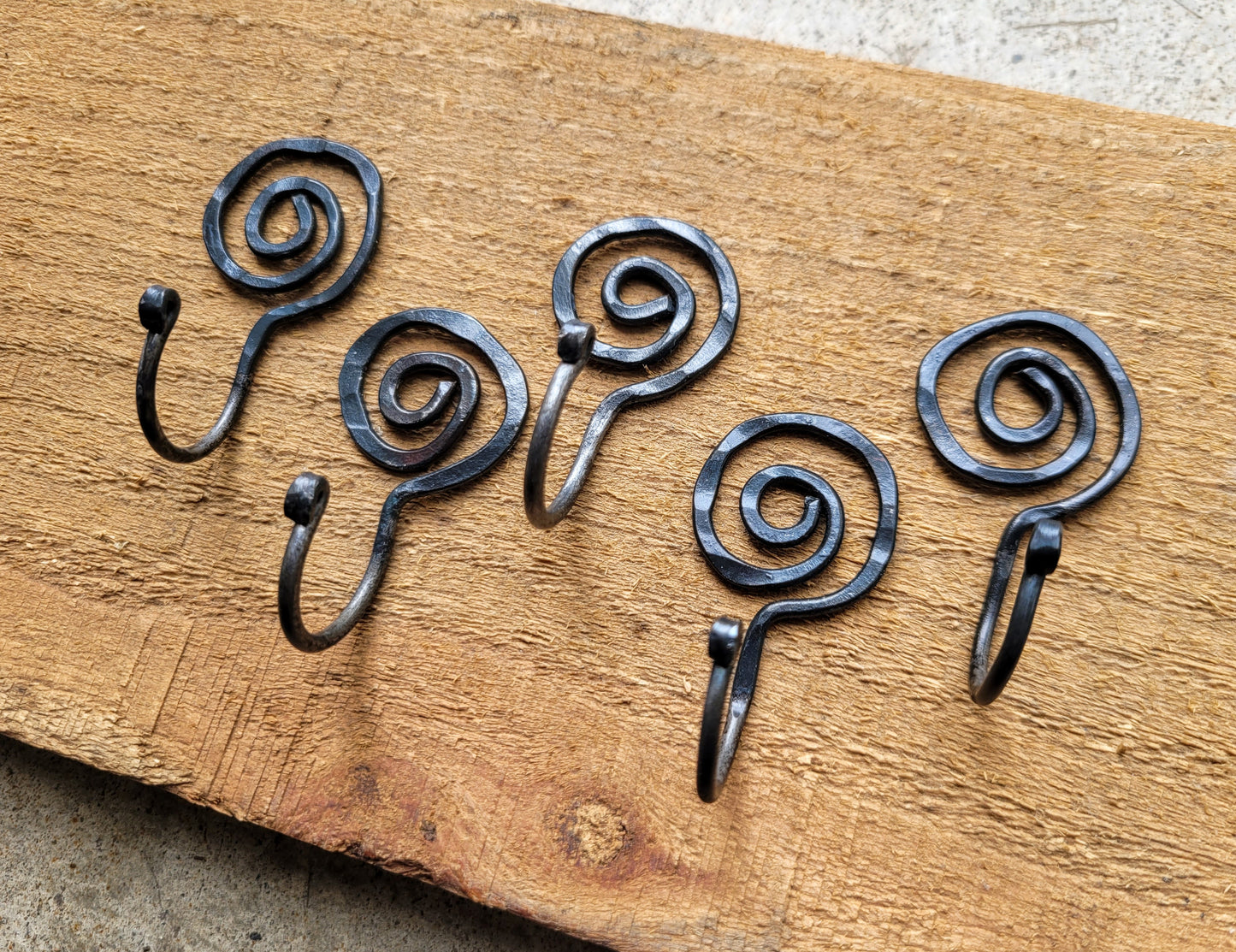 Small Spiral Key Hooks (Set of 5)