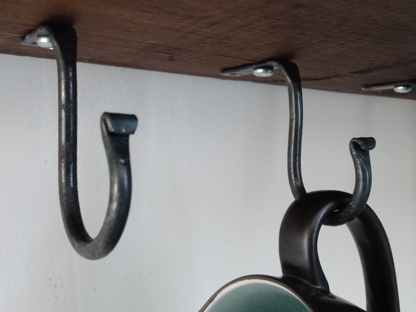 Undermount Wall Hooks