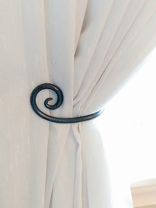 Scroll Design Curtain Tie-back (Set of 2)
