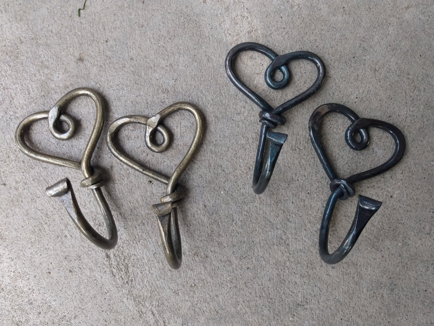 Wrap-around Heart Wall Hooks