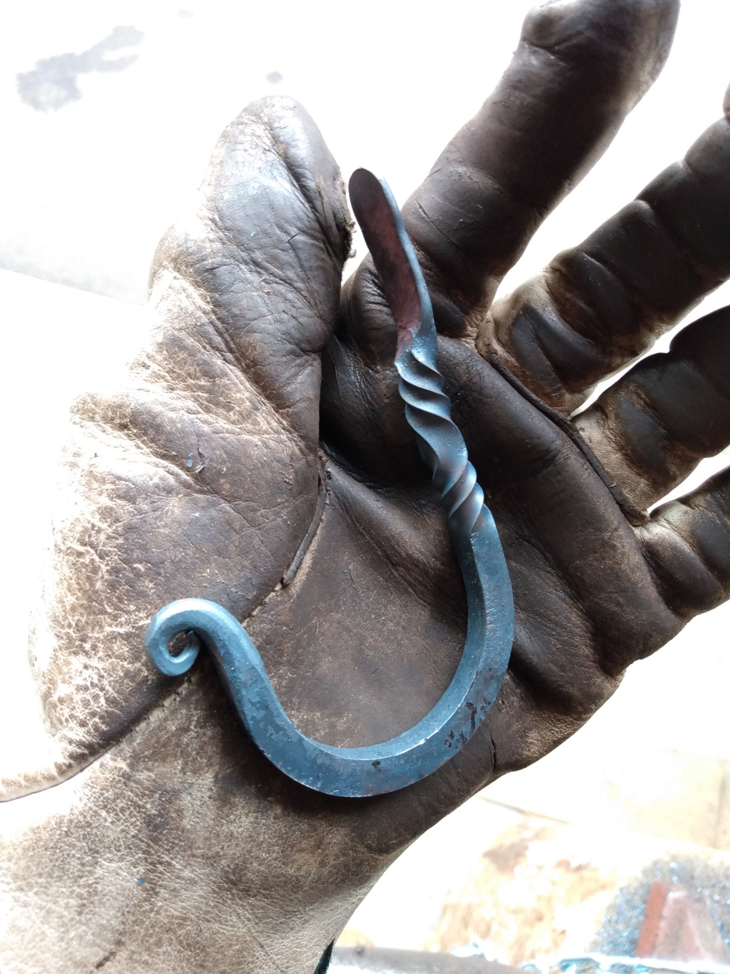 Twisted Coat Hooks Workshop